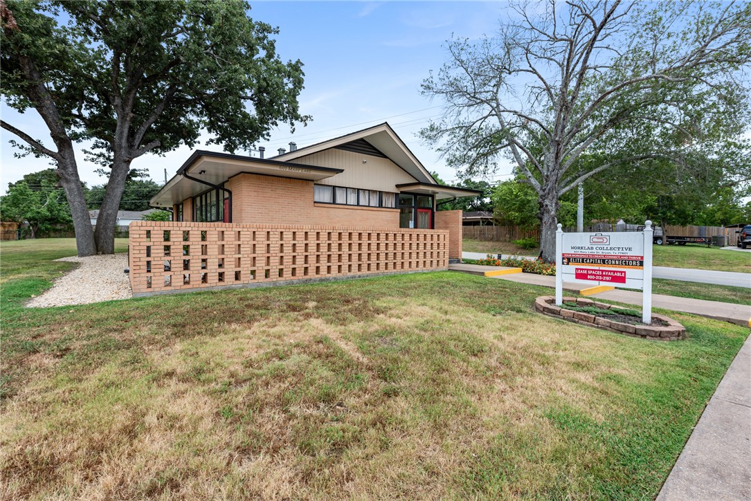 601 Mary Lake Drive