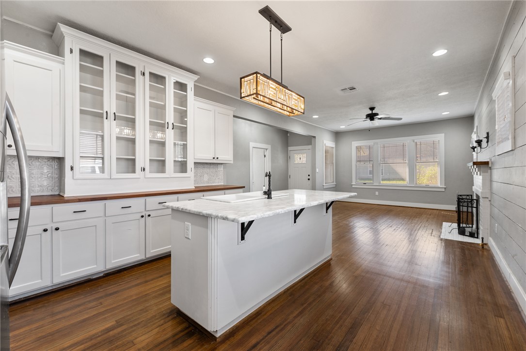 712 East 28th Street