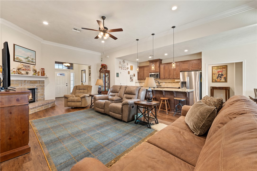 1200 Brunswick Court