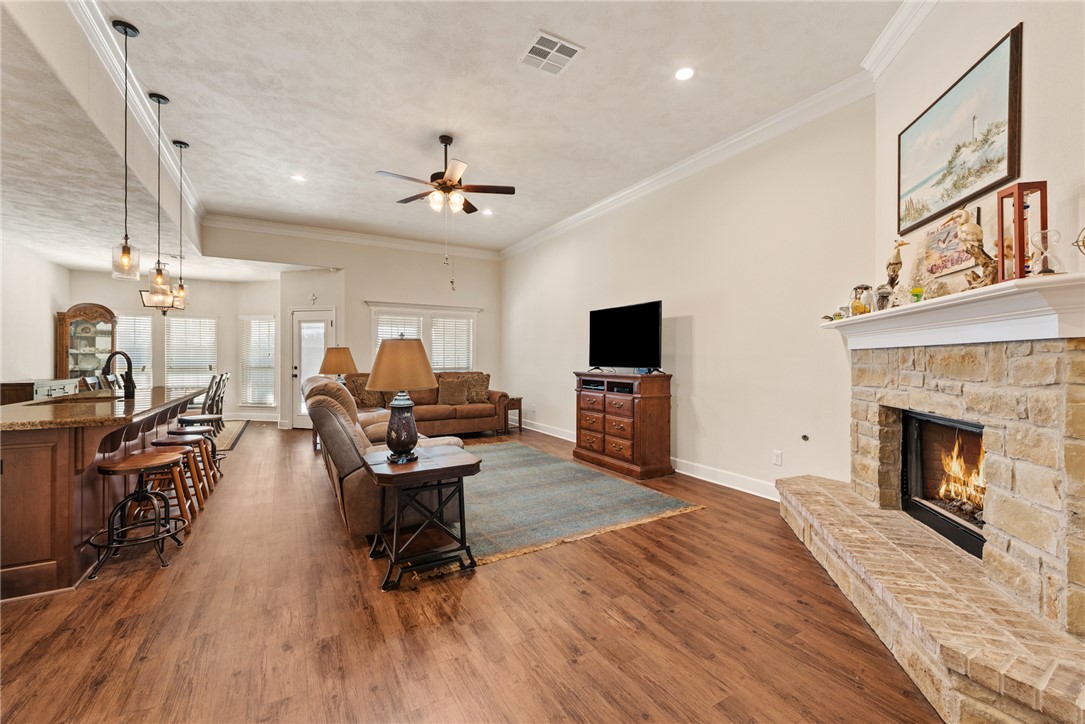 1200 Brunswick Court