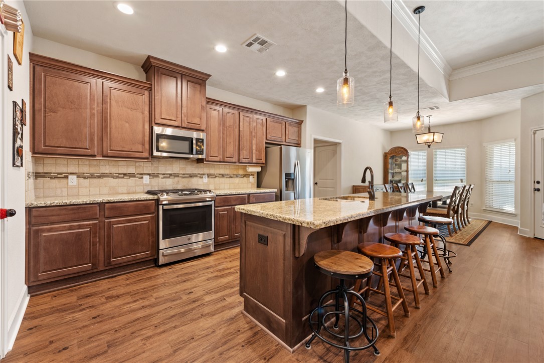 1200 Brunswick Court