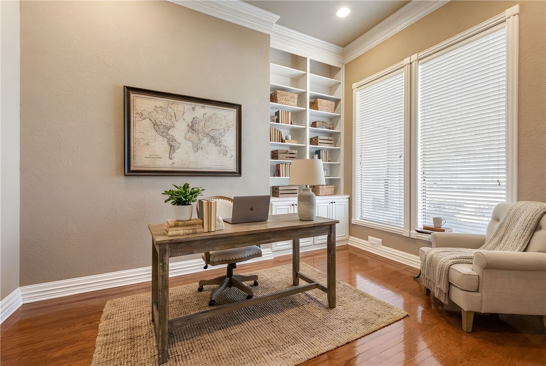 904 Plainfield Court