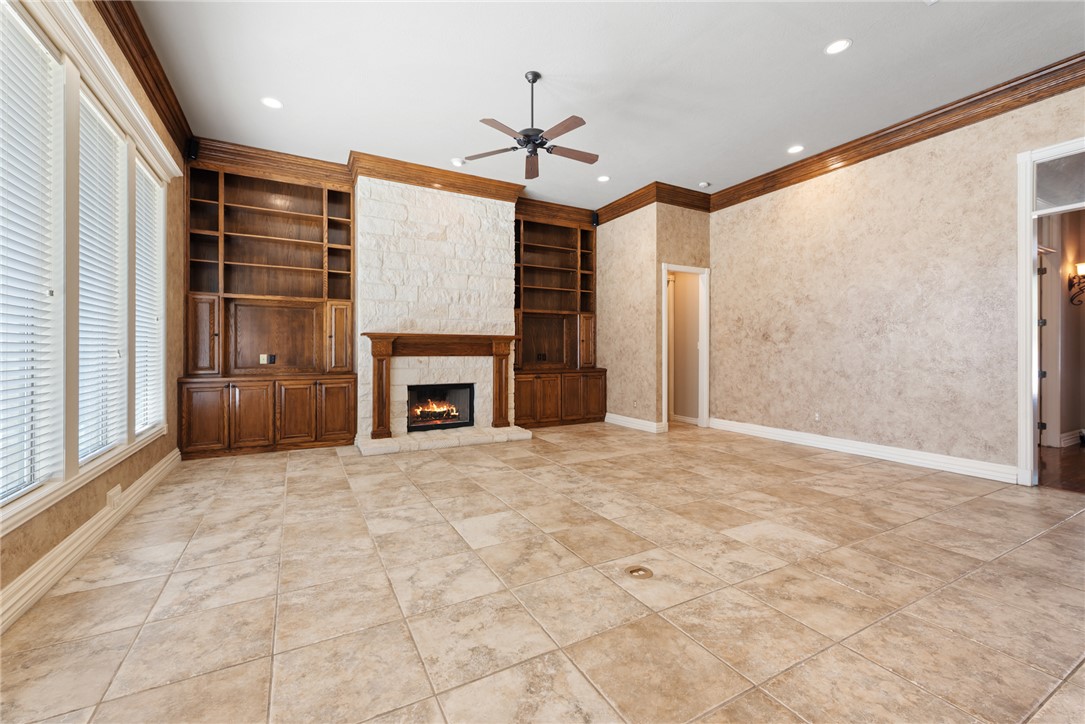 904 Plainfield Court