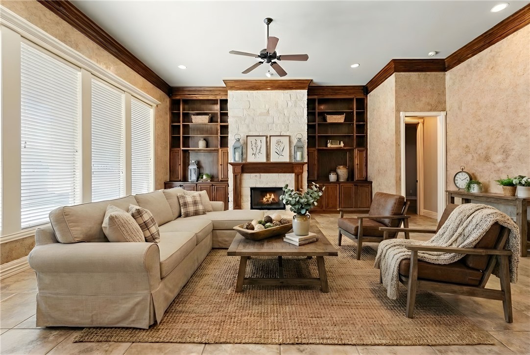 904 Plainfield Court