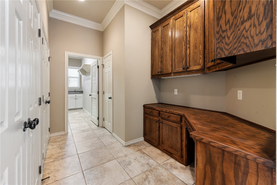 904 Plainfield Court