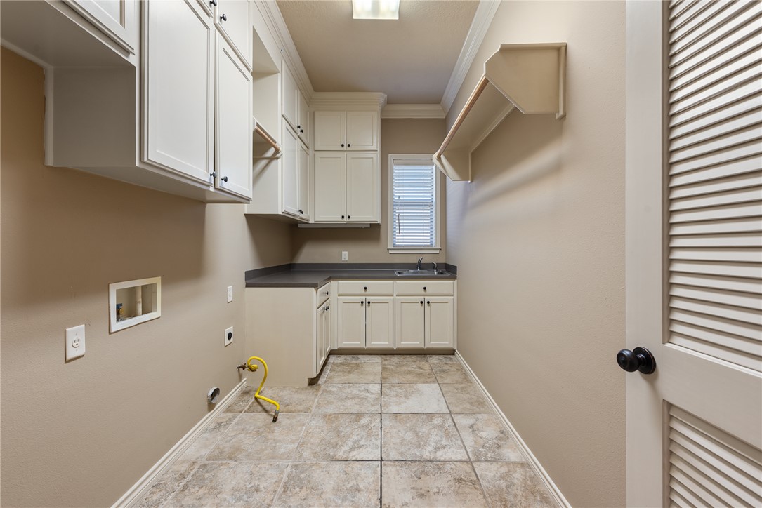 904 Plainfield Court