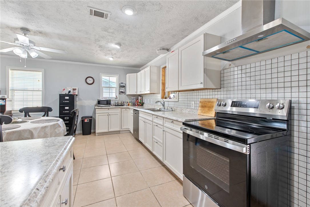 1407 West 6th Street