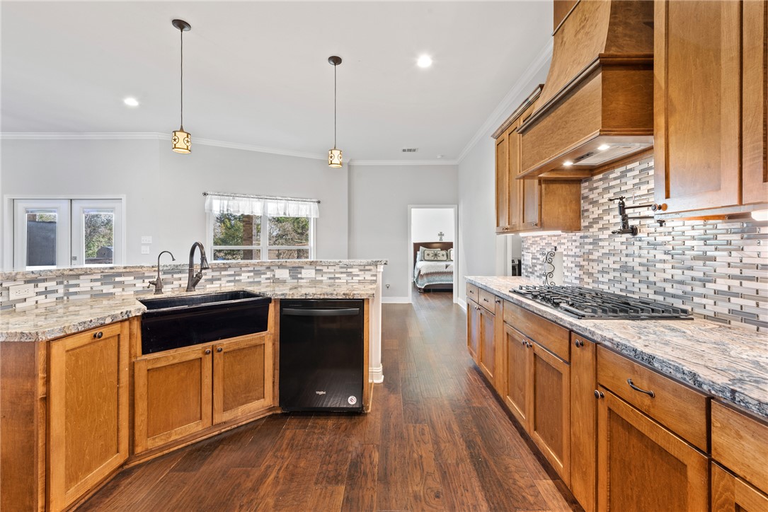 9066 King Oaks Drive