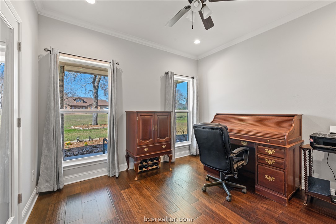 9066 King Oaks Drive