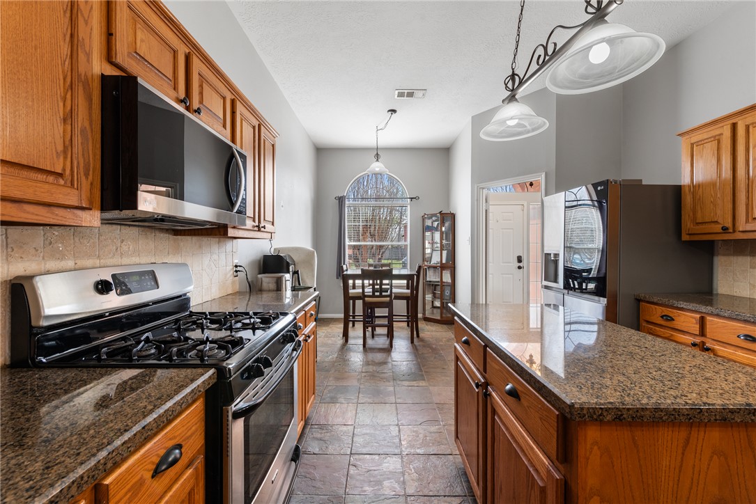 1721 Purple Martin Cove