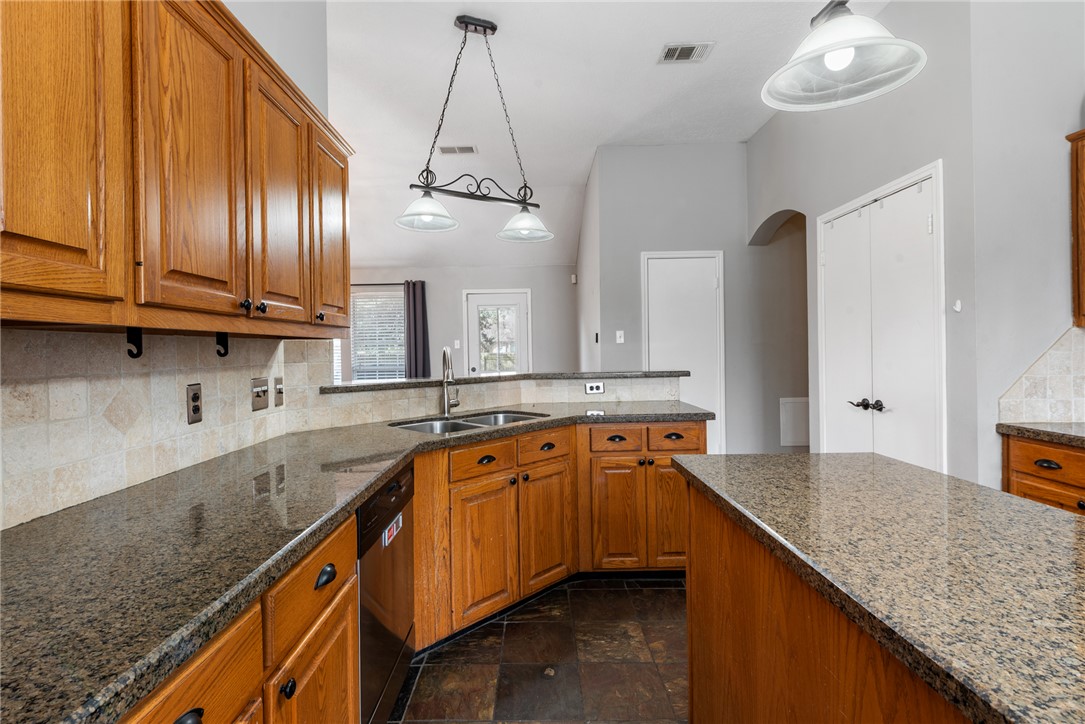 1721 Purple Martin Cove