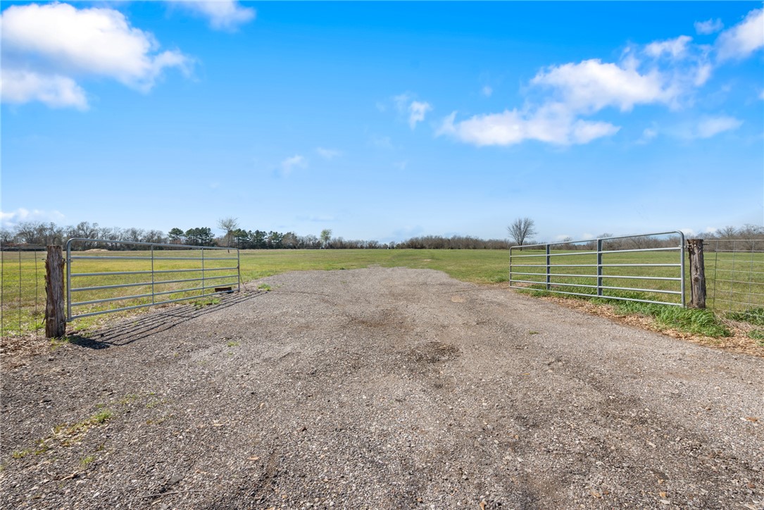 11.01 Acres CR 379