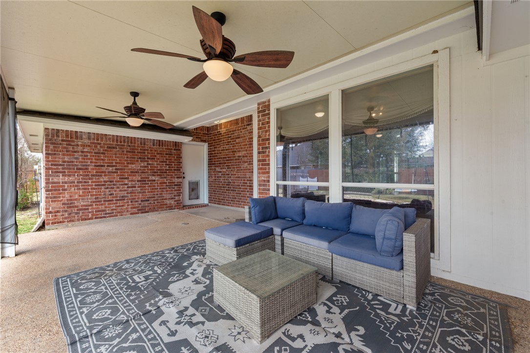 814 Royal Adelade Drive