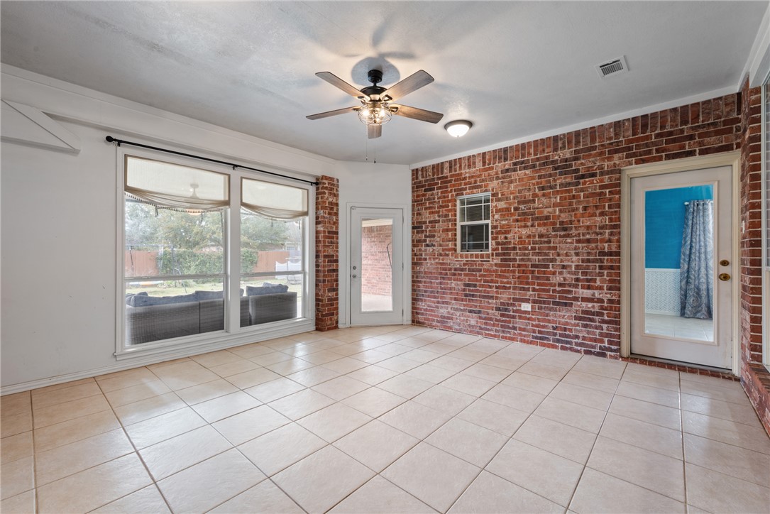 814 Royal Adelade Drive
