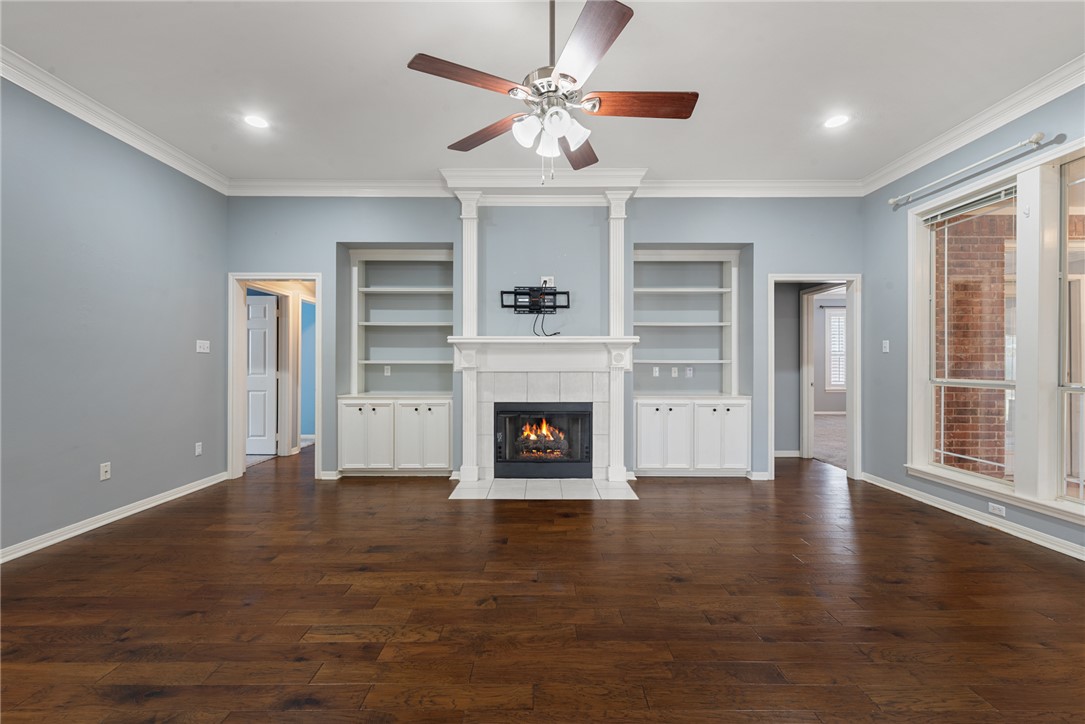 814 Royal Adelade Drive