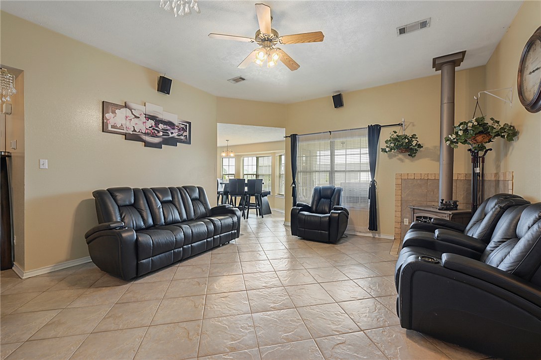 3983 Tiffany Trail