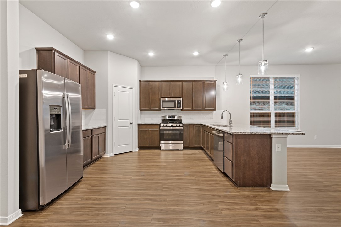 6203 Southern Cross Drive