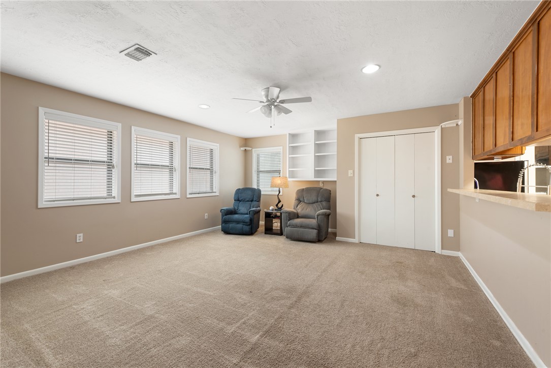 2900 Broadmoor Drive