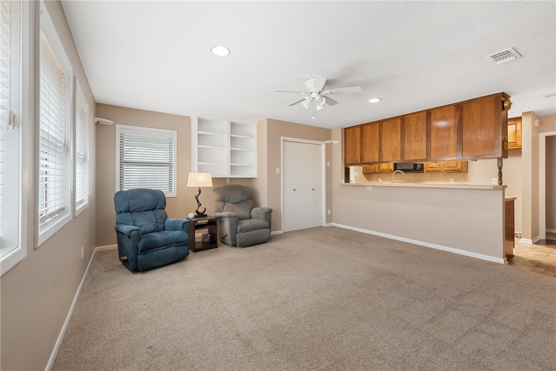 2900 Broadmoor Drive