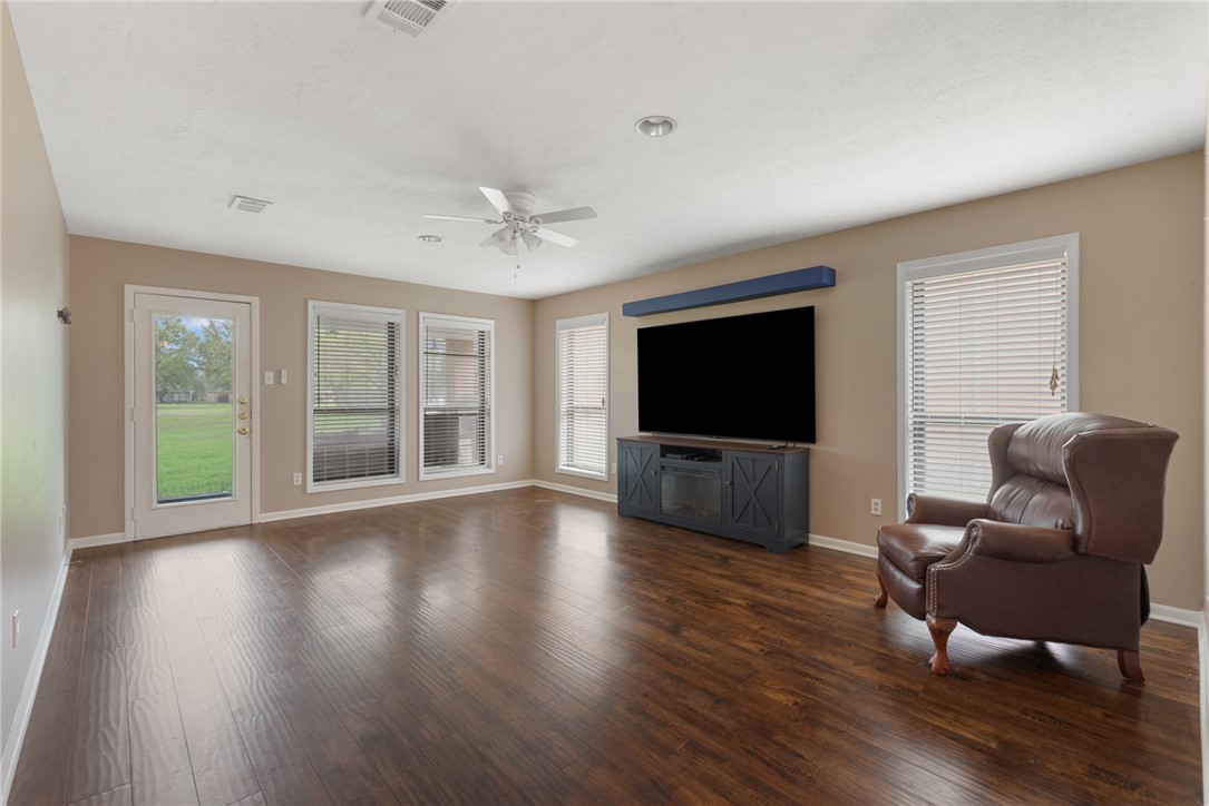 2900 Broadmoor Drive