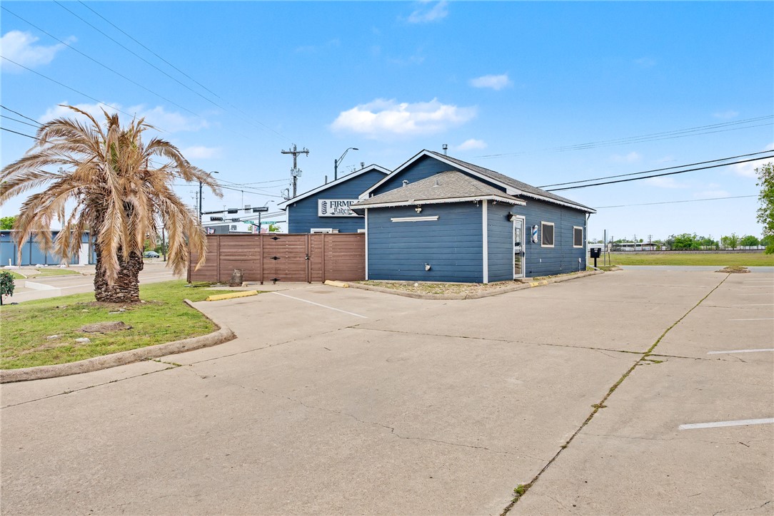 1227 South College Avenue