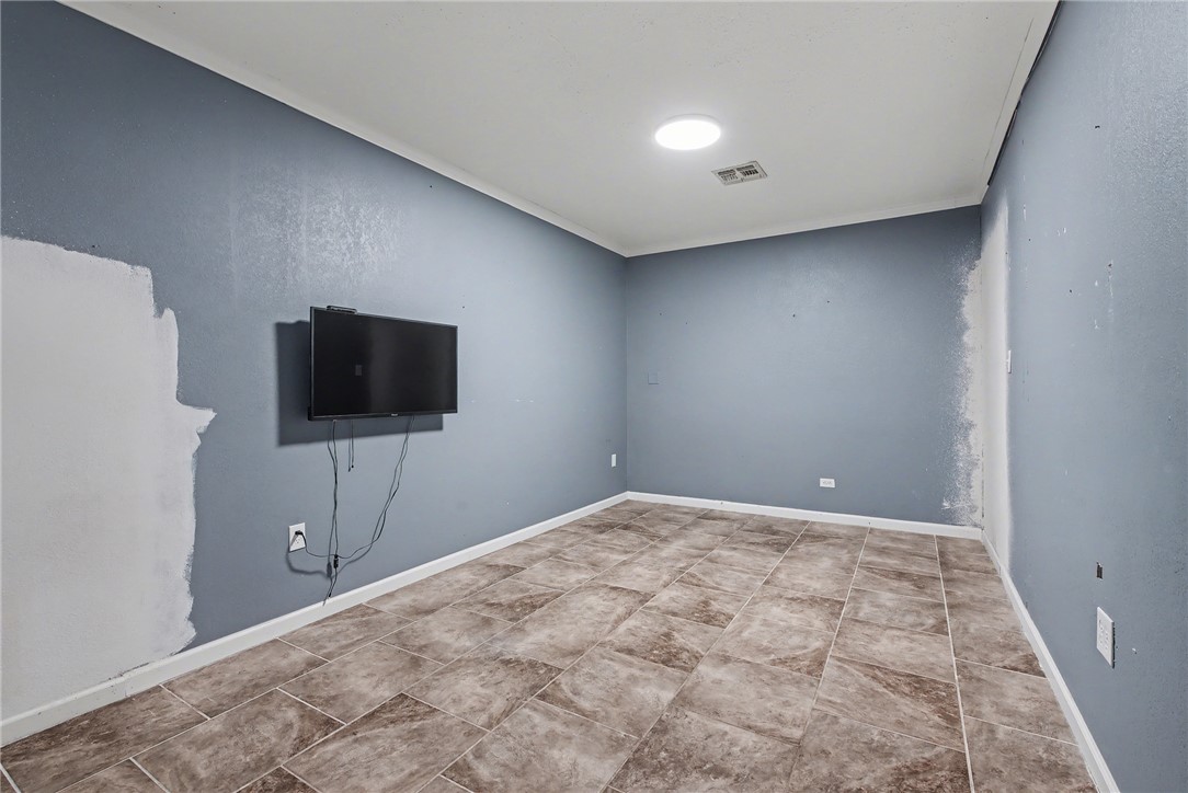 1227 South College Avenue