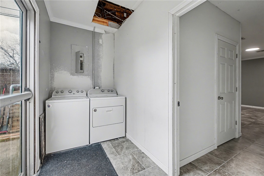 1227 South College Avenue