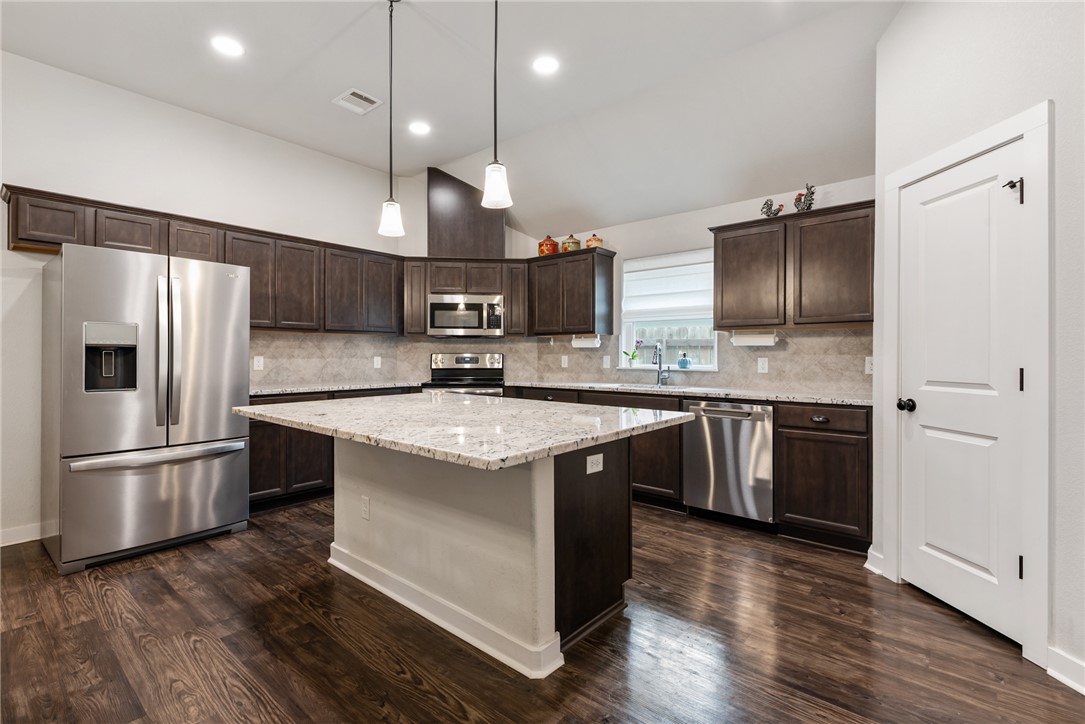 3417 Calmar Court