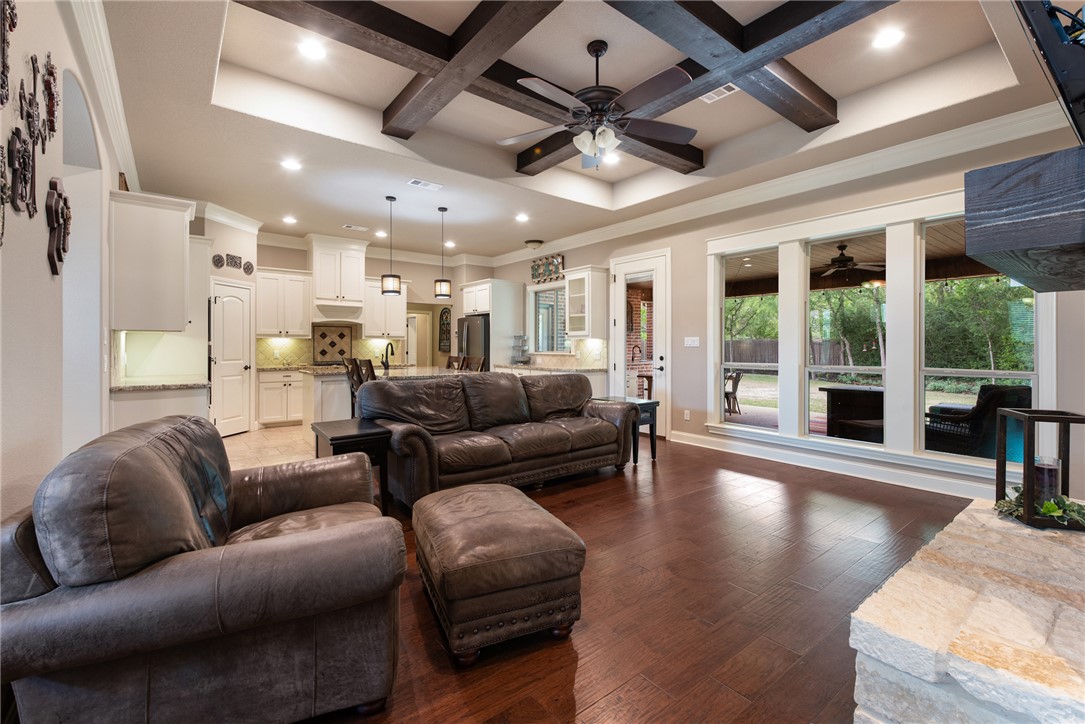 4605 River Valley Drive