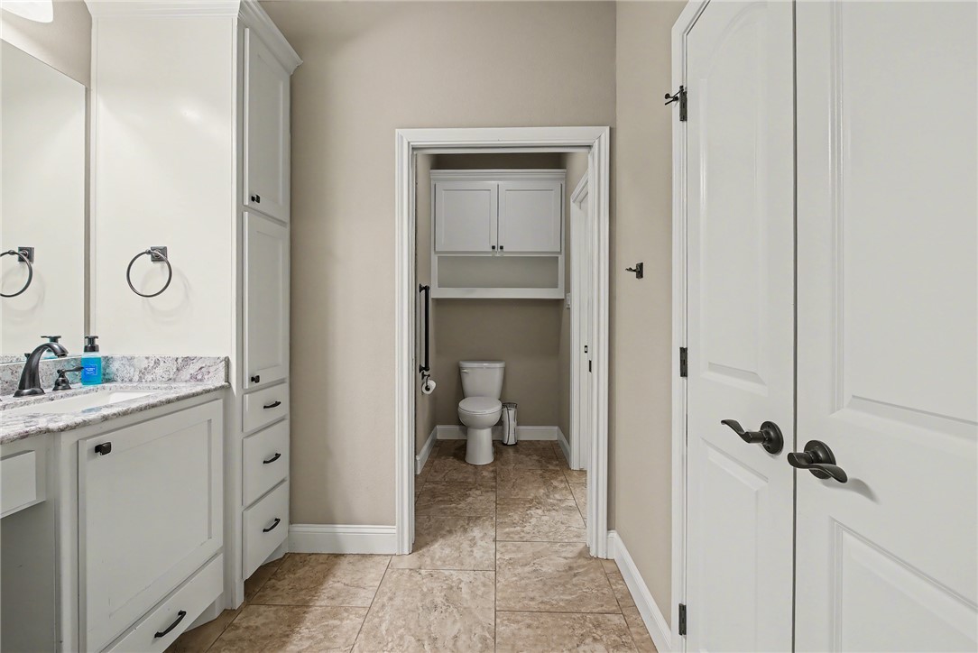 4605 River Valley Drive