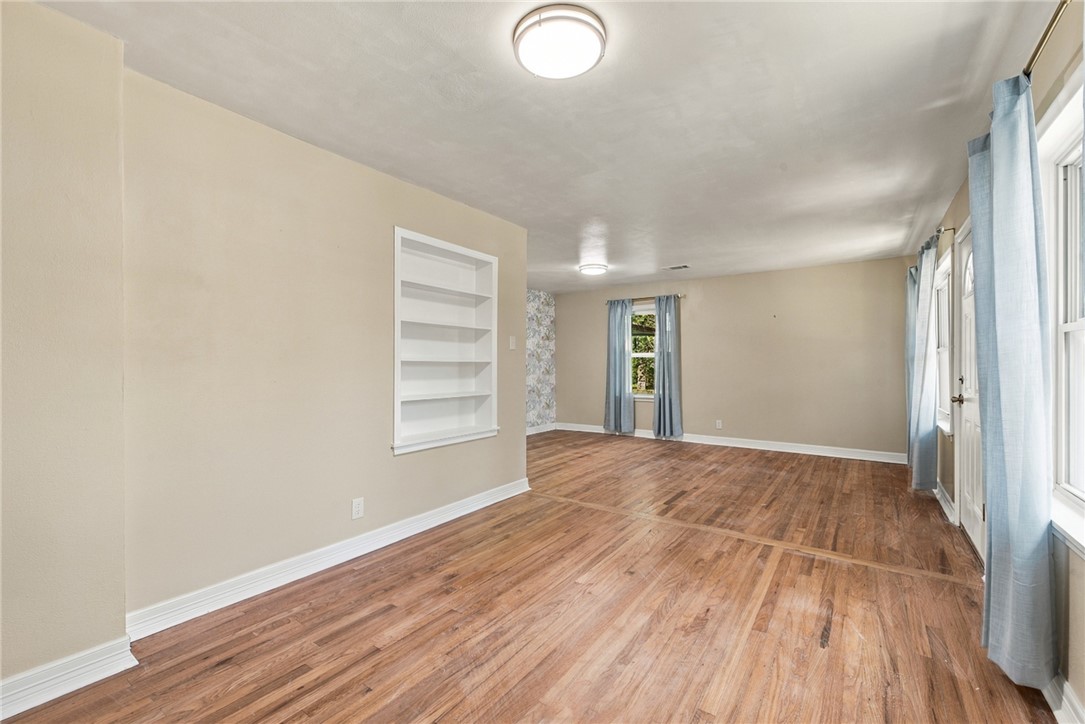 806 Mary Lake Drive