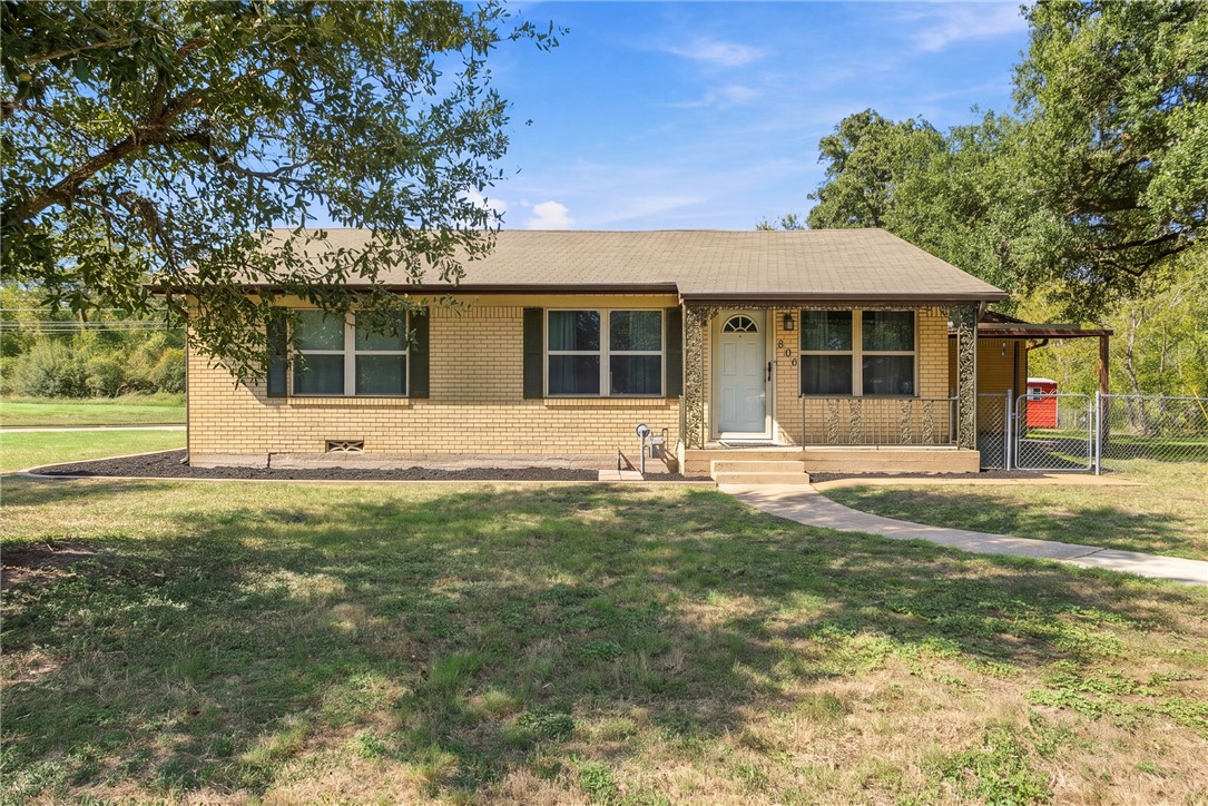 806 Mary Lake Drive