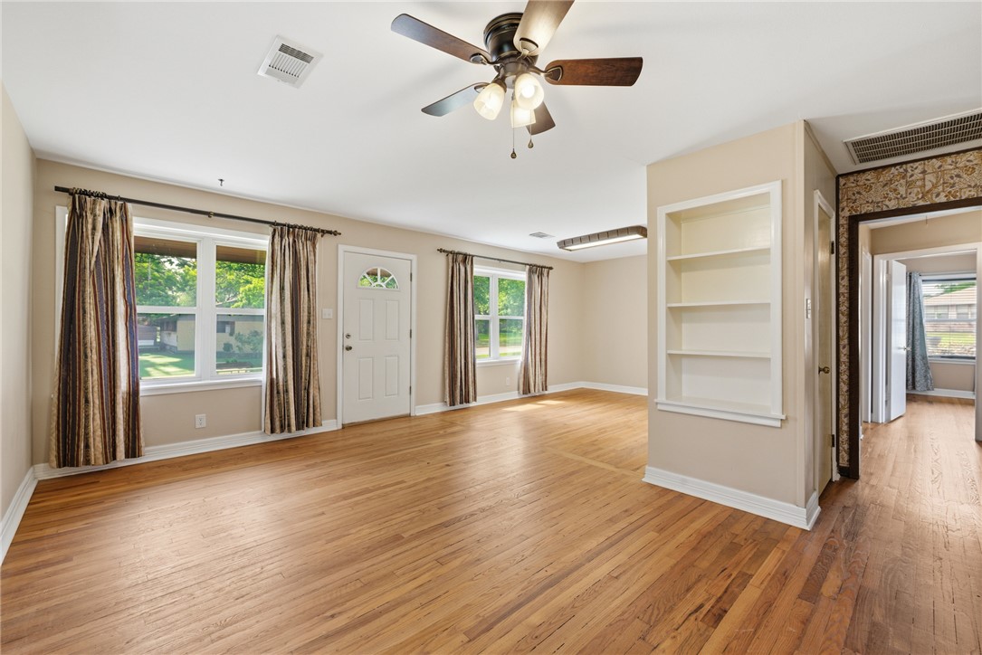 806 Mary Lake Drive