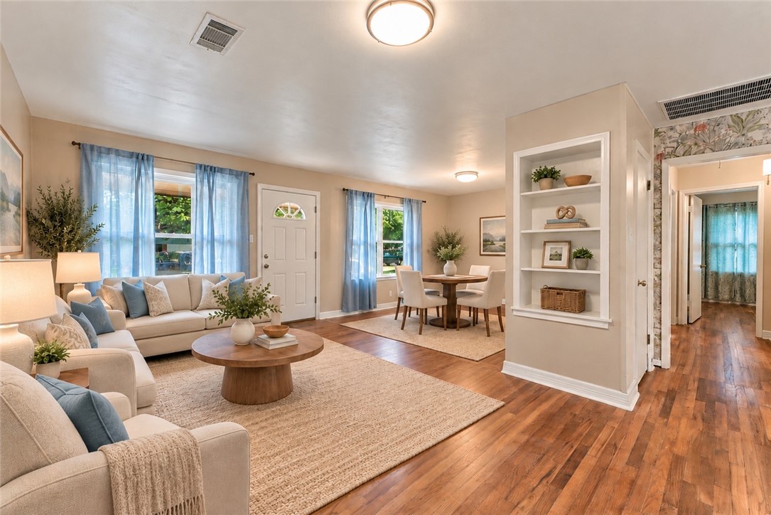 806 Mary Lake Drive