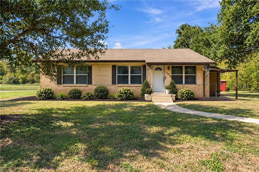 806 Mary Lake Drive
