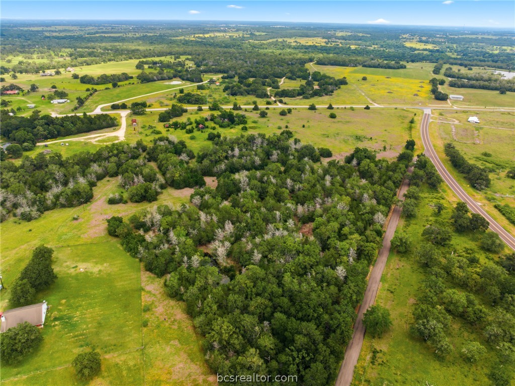 2.92 Acres FM 60 W
