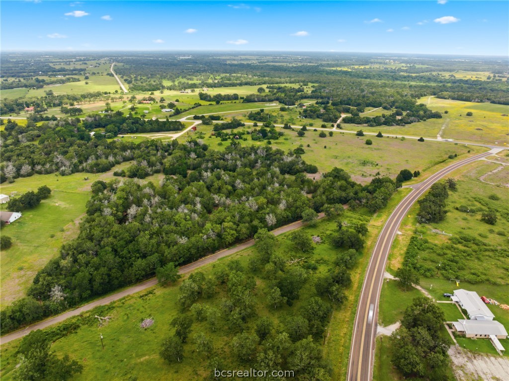 2.92 Acres FM 60 W
