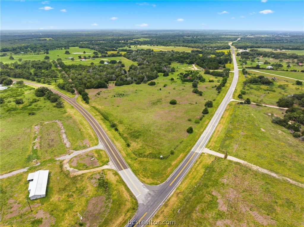 2.92 Acres FM 60 W