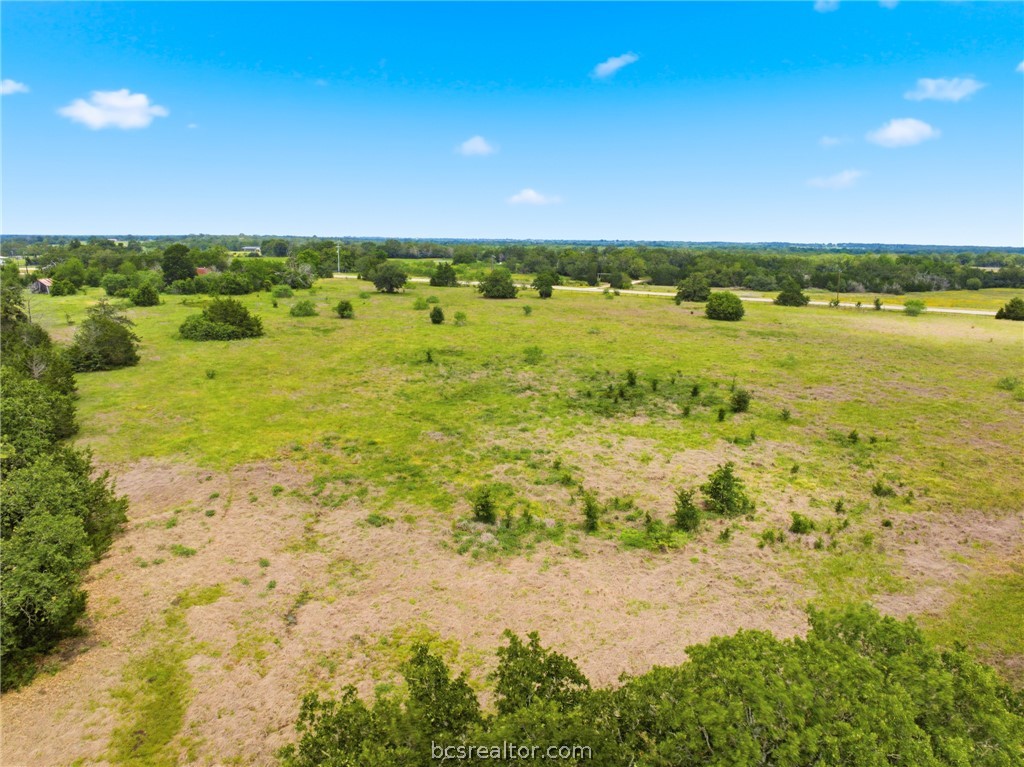 2.92 Acres FM 60 W