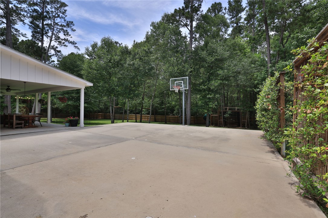 390 Camden Hills