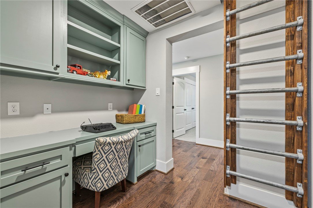 390 Camden Hills