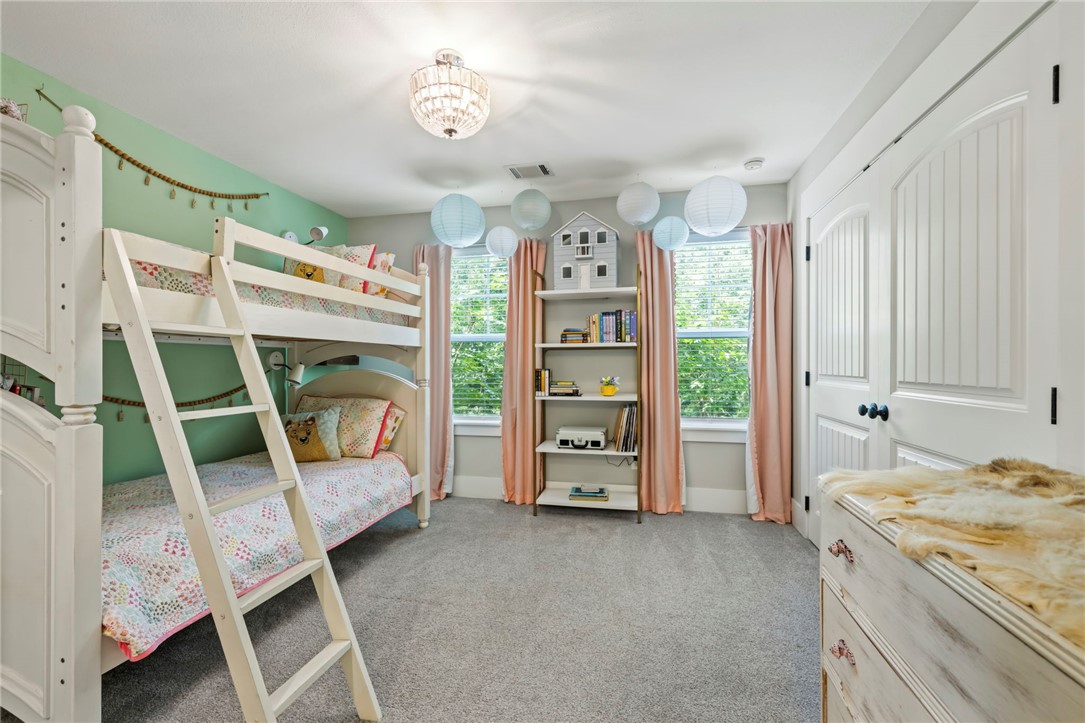 390 Camden Hills