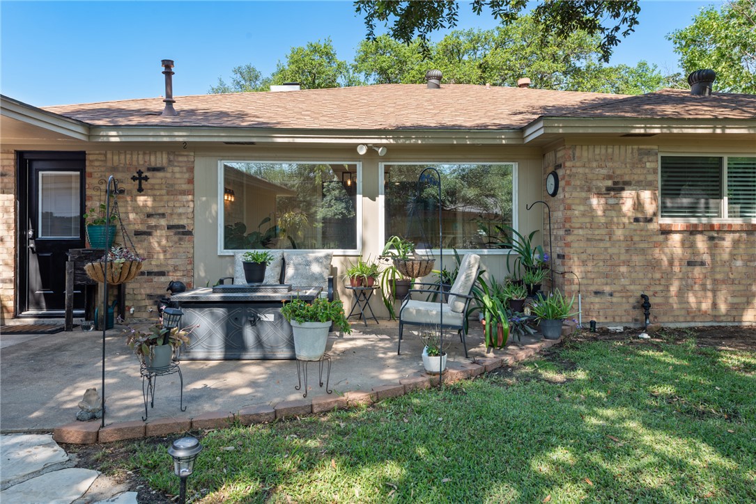 3805 Windridge Drive