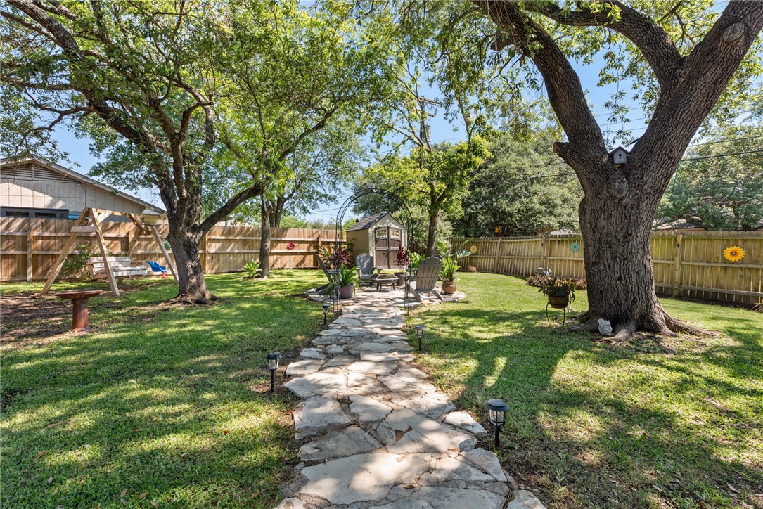 3805 Windridge Drive