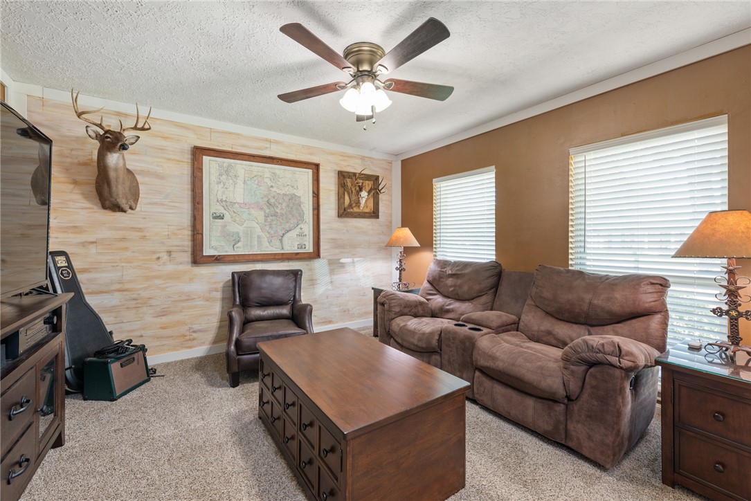 3805 Windridge Drive