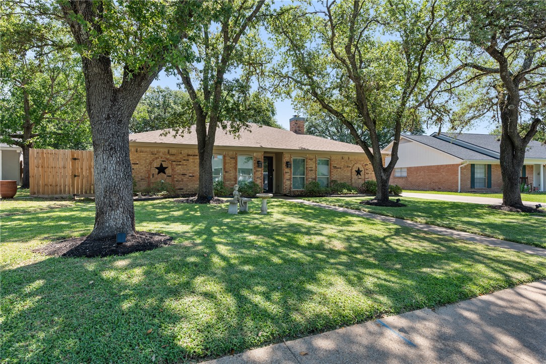 3805 Windridge Drive