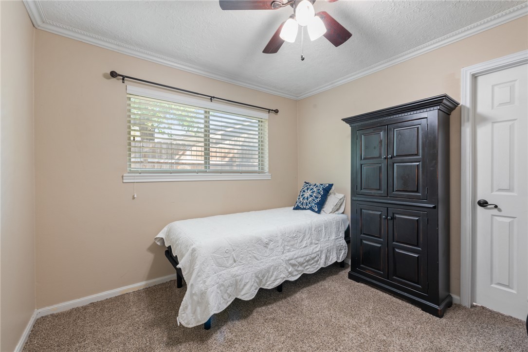 3805 Windridge Drive