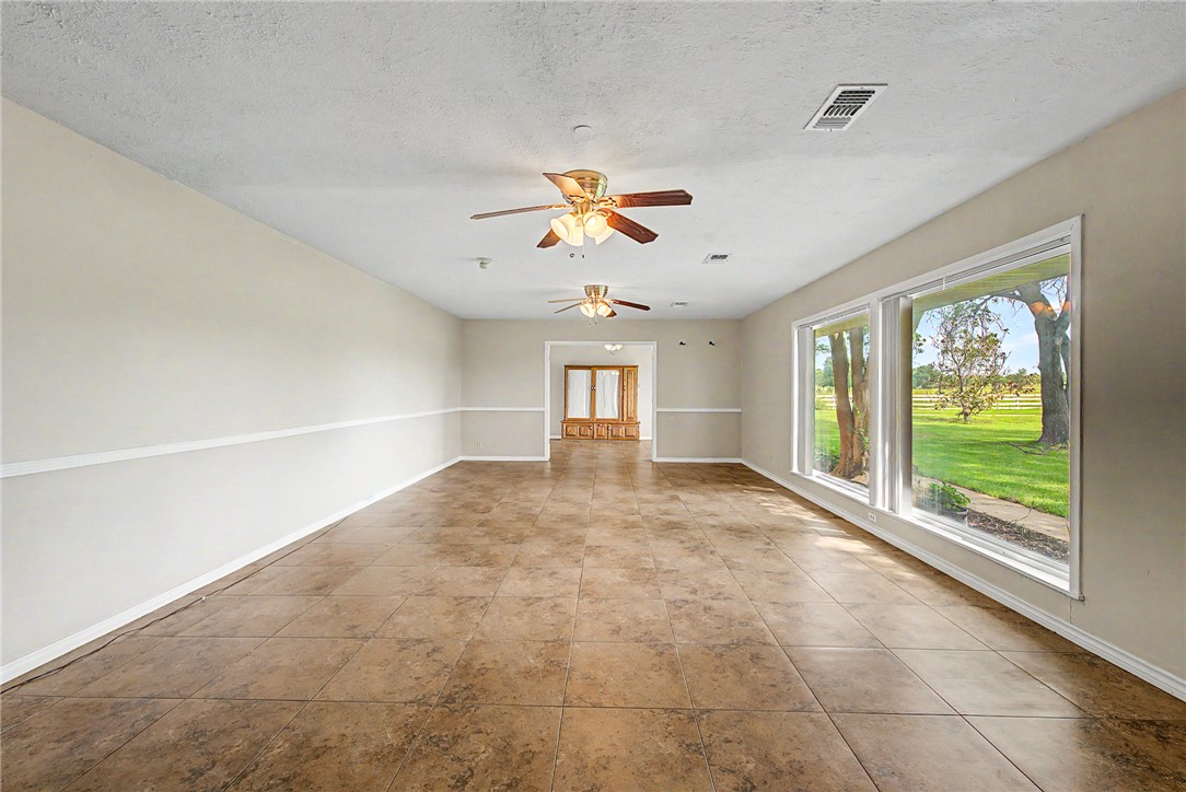 2828 Hwy 36 S