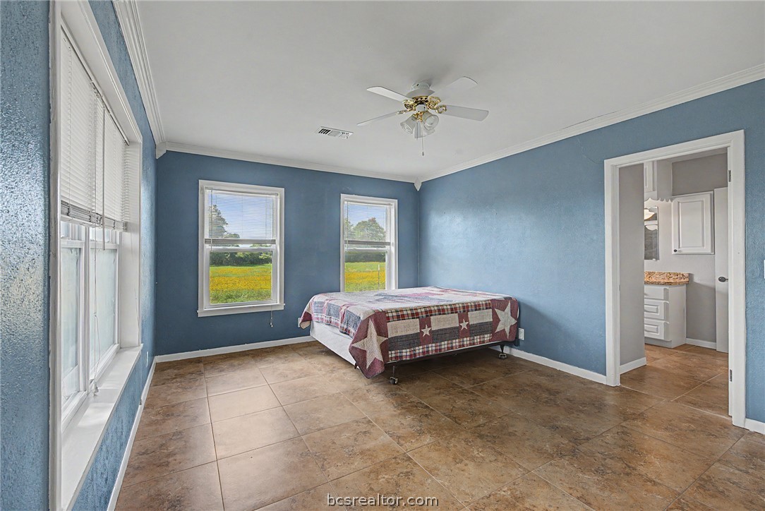 2828 Hwy 36 S