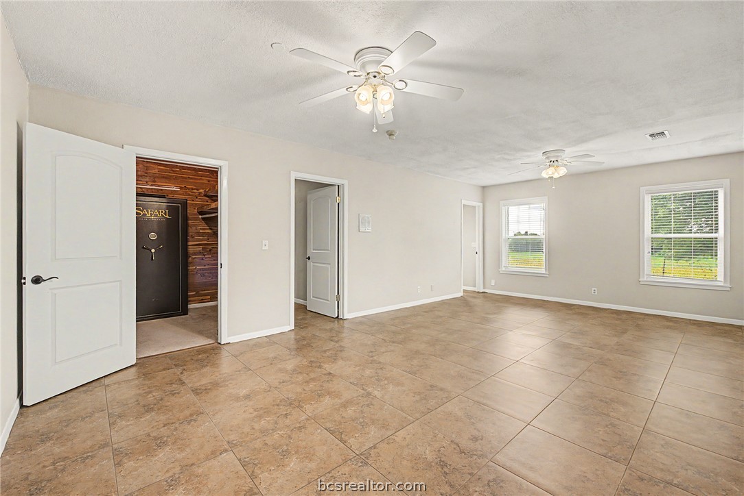 2828 Hwy 36 S